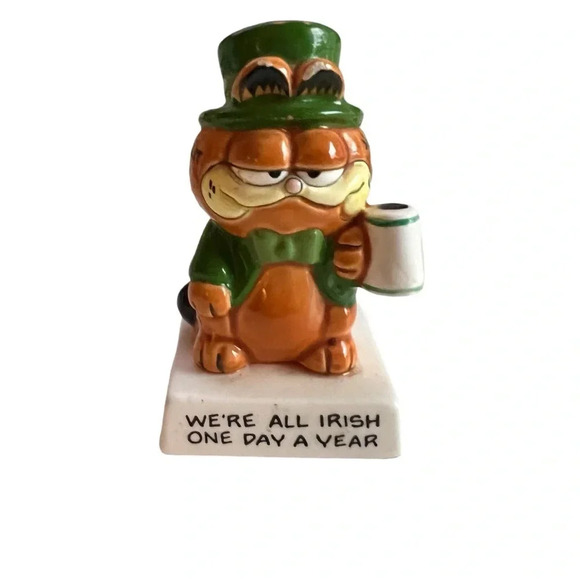 Vtg Garfield Figurine St. Patrick's Day We're All Irish One Day A Year 1978,1981 - Picture 2 of 10